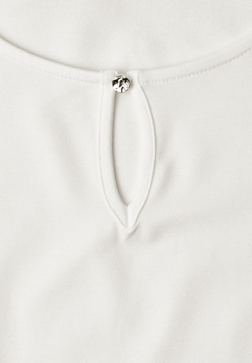 Top mit U-Boot-Ausschnitt