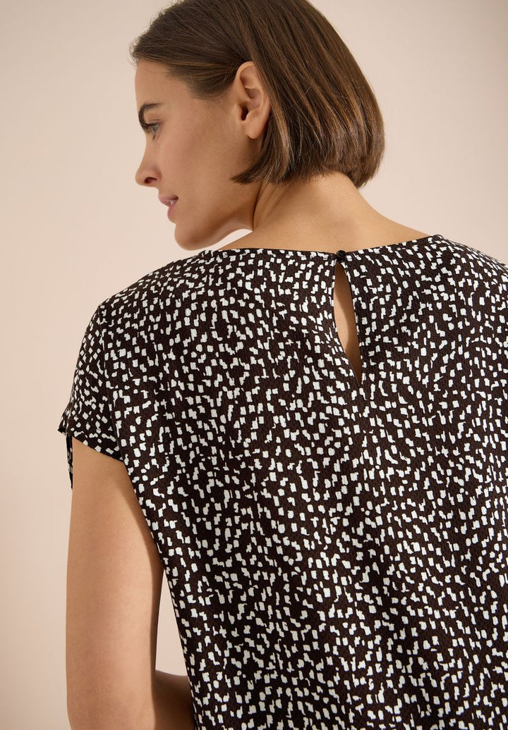 Knielanges Kleid mit Capsleeves