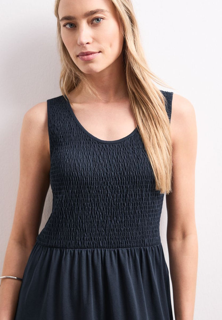 Midi-Kleid mit Smok-Oberteil