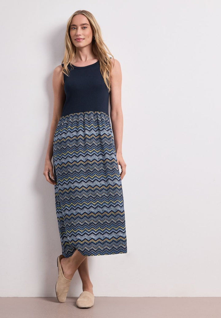 Midi-Kleid mit Strukturrock