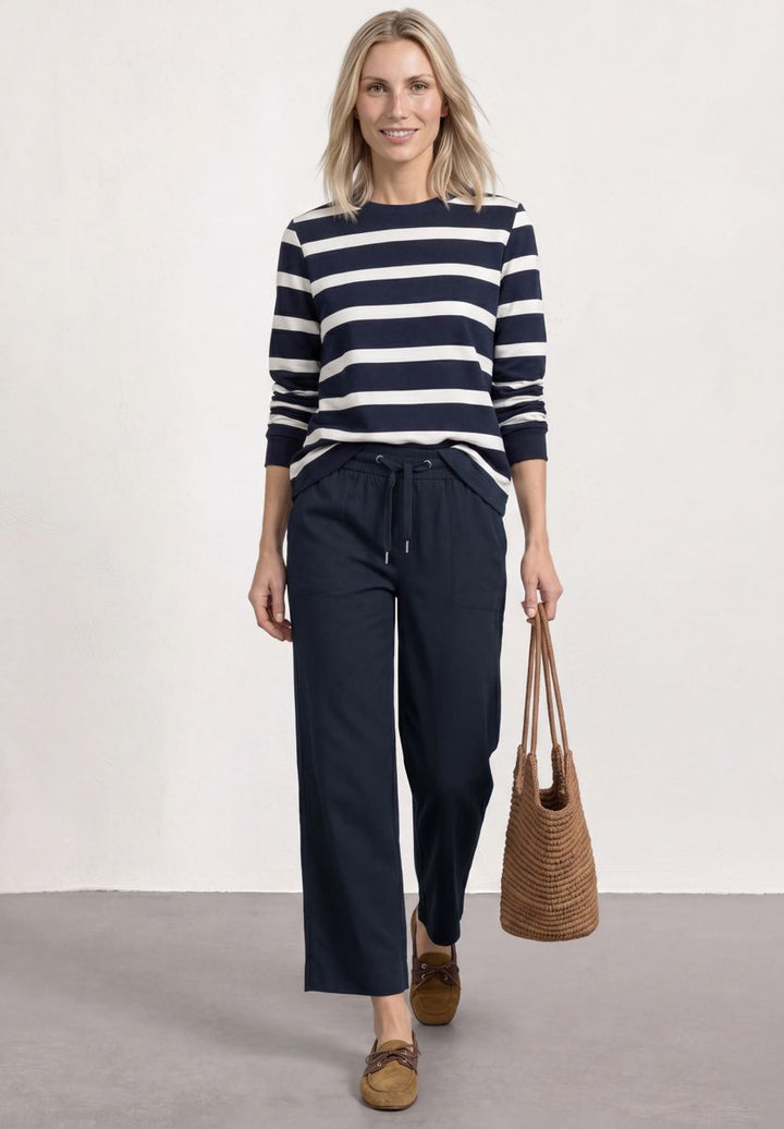 Straight Leg Hose mit Turn-Up-Detail