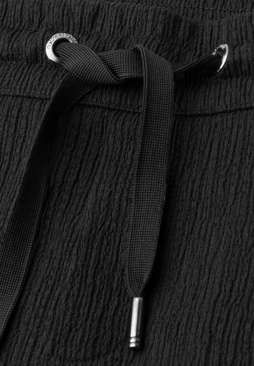 Shorts mit Struktur im Loose Fit