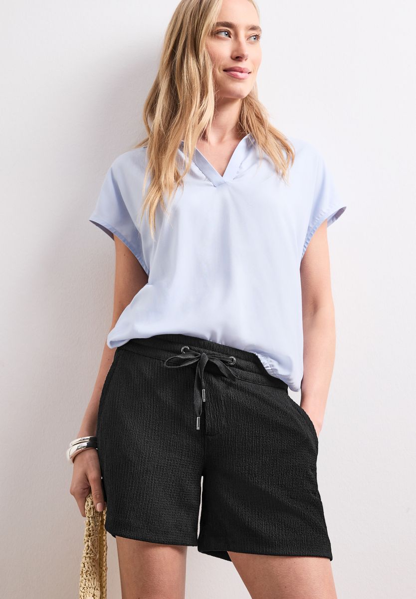 Shorts mit Struktur im Loose Fit