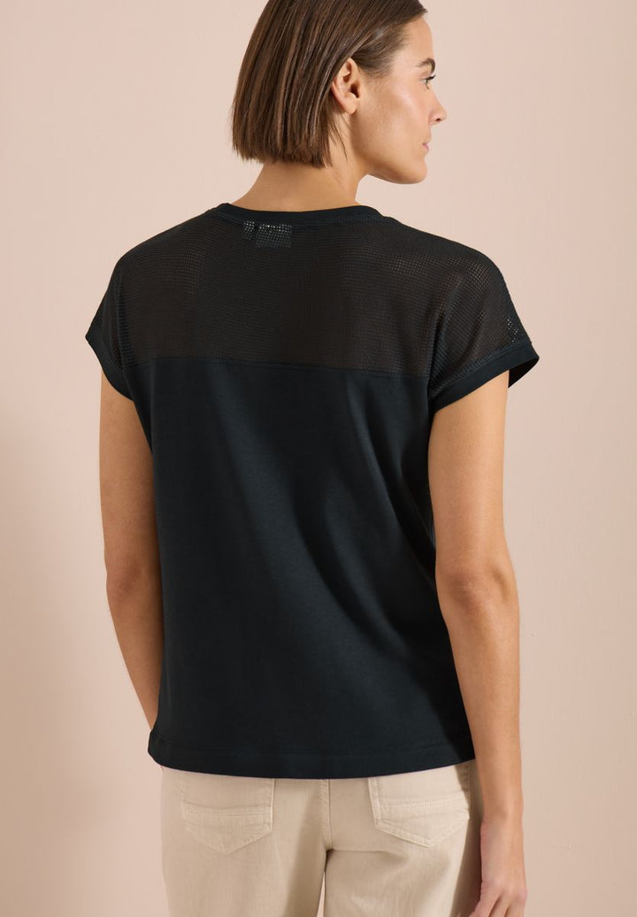 T-Shirt mit Boatneck und Mesh-Einsatz