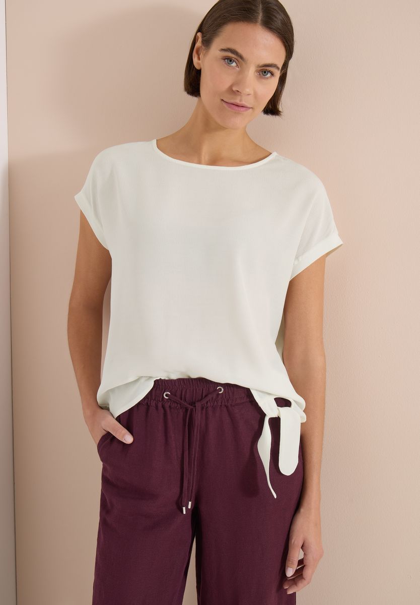 Bluse mit Rundhals und Knotendetail