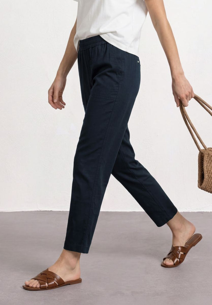 Slim Leg Chino mit Elastikbund
