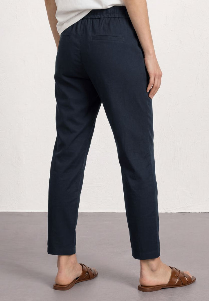 Slim Leg Chino mit Elastikbund