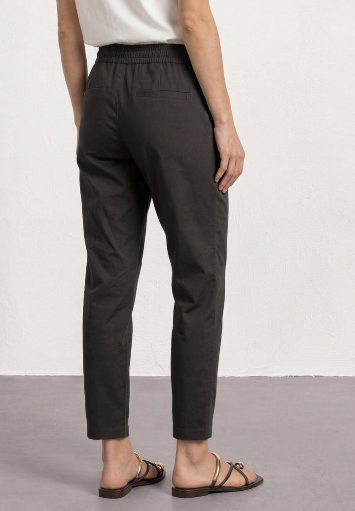 Slim Leg Chino mit Elastikbund