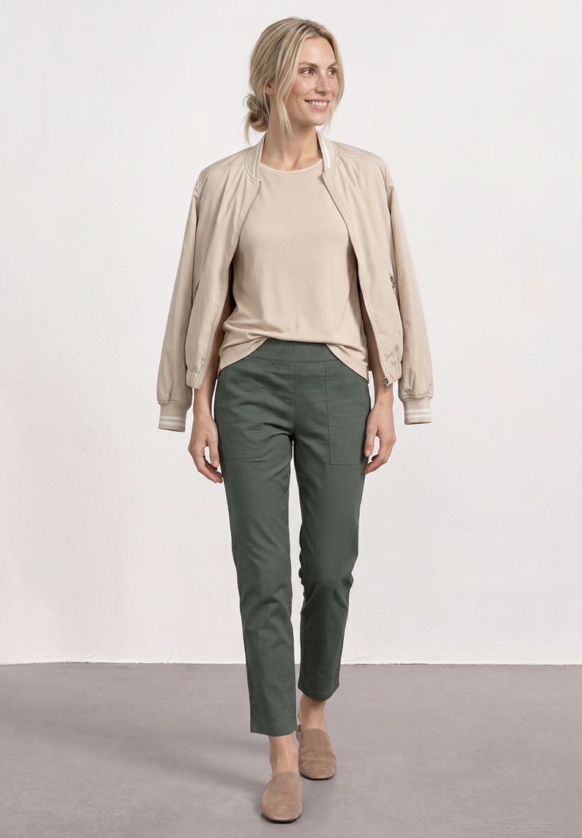 Slim Leg Chino mit Elastikbund