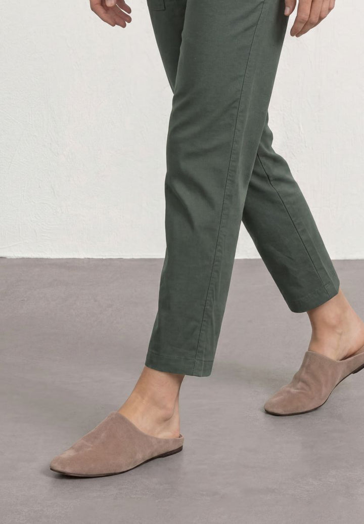 Slim Leg Chino mit Elastikbund