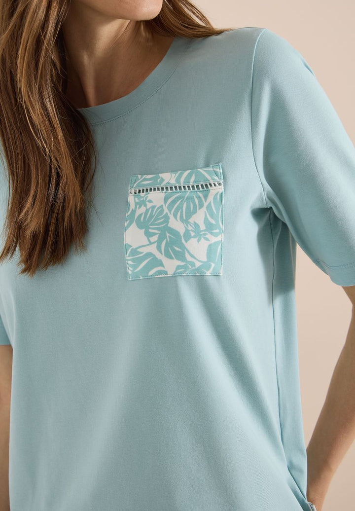 T-Shirt mit Rundhals und Brusttasche