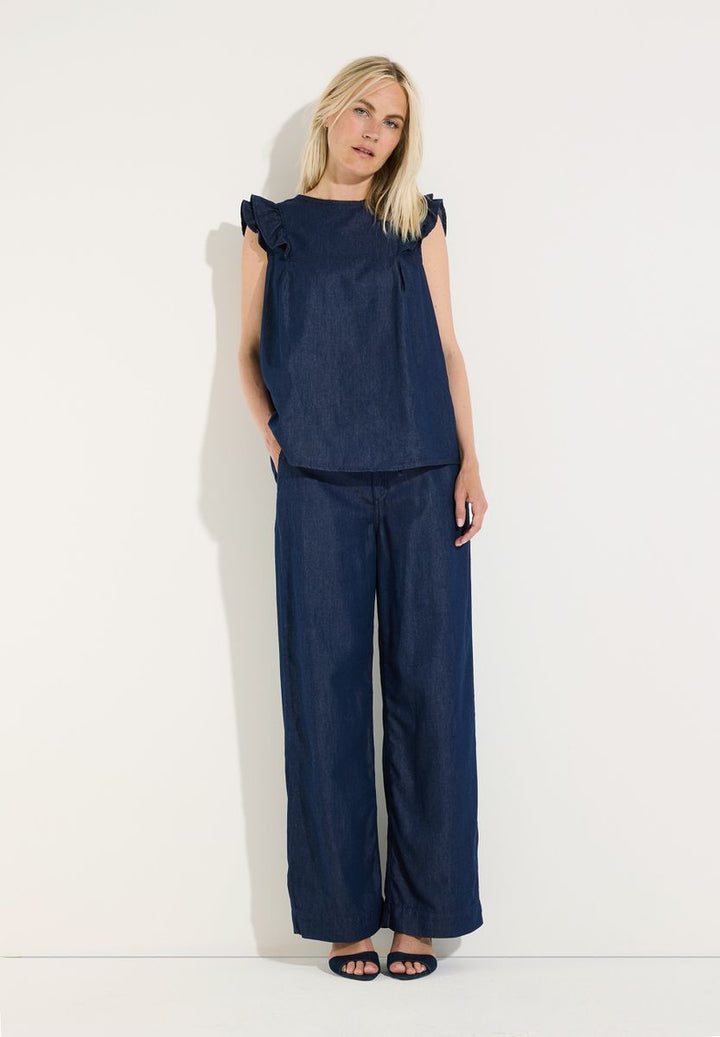 leichte Jeansbluse in Sommer-Denim