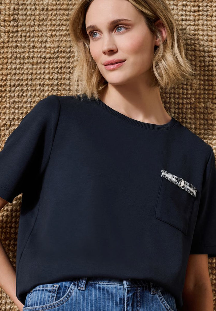 T-Shirt mit dekorativer Brusttasche