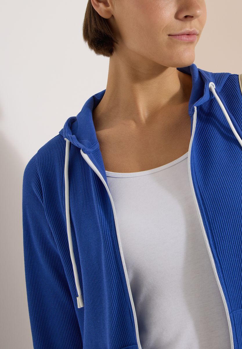 Langarm Jacke mit Kapuze und Struktur