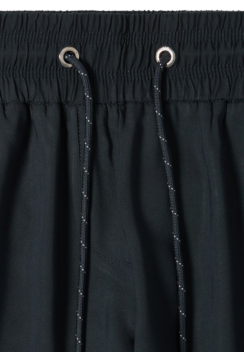 Mid Waist Slim Leg Hose im Loose Fit