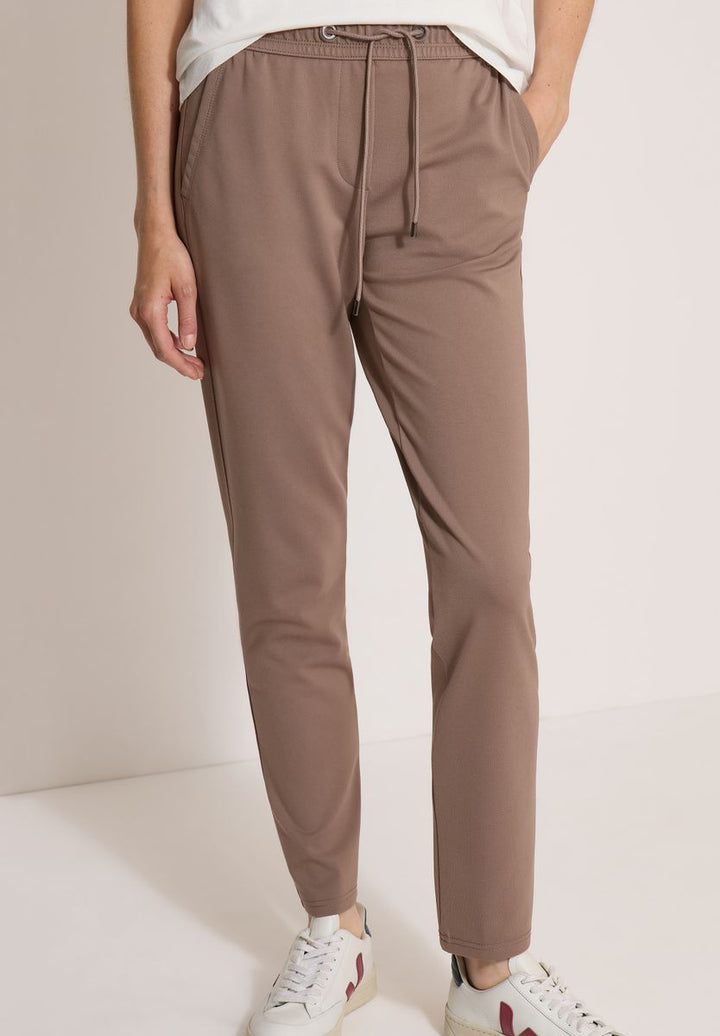 Mid Waist Slim Leg Hose im Casual Fit