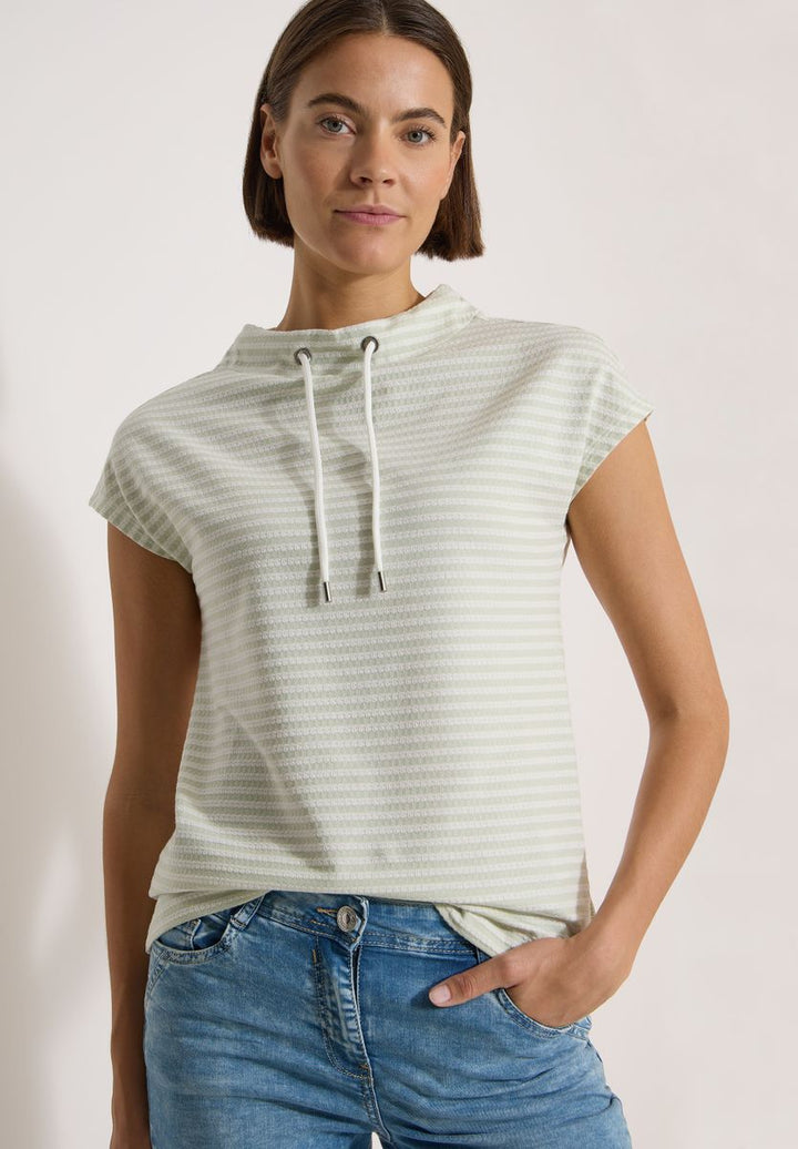 T-Shirt mit Funnel Neck und Streifen