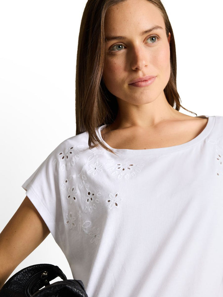 T-Shirt mit Lochstickereien