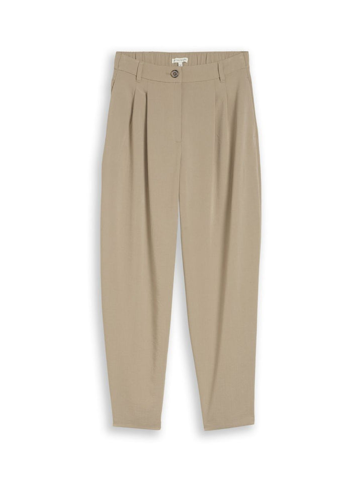 Cropped Barrel Hose