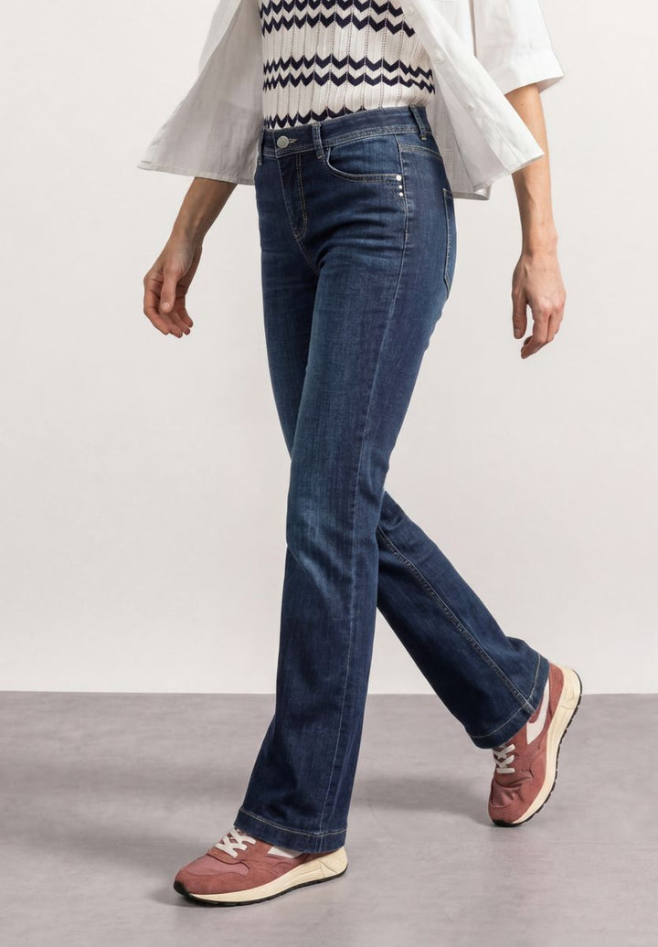 High Waist Bootcut Jeans im Slim Fit