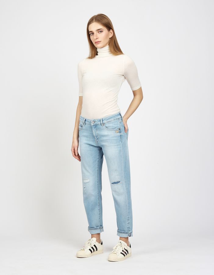 94NADIA CROPPED  - boyfriend fit