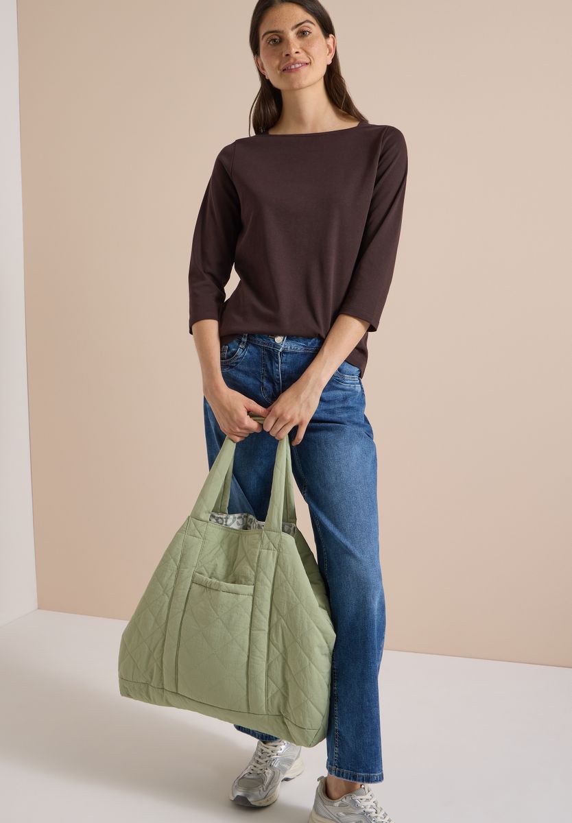 Basic Shirt mit U-Boot-Ausschnitt