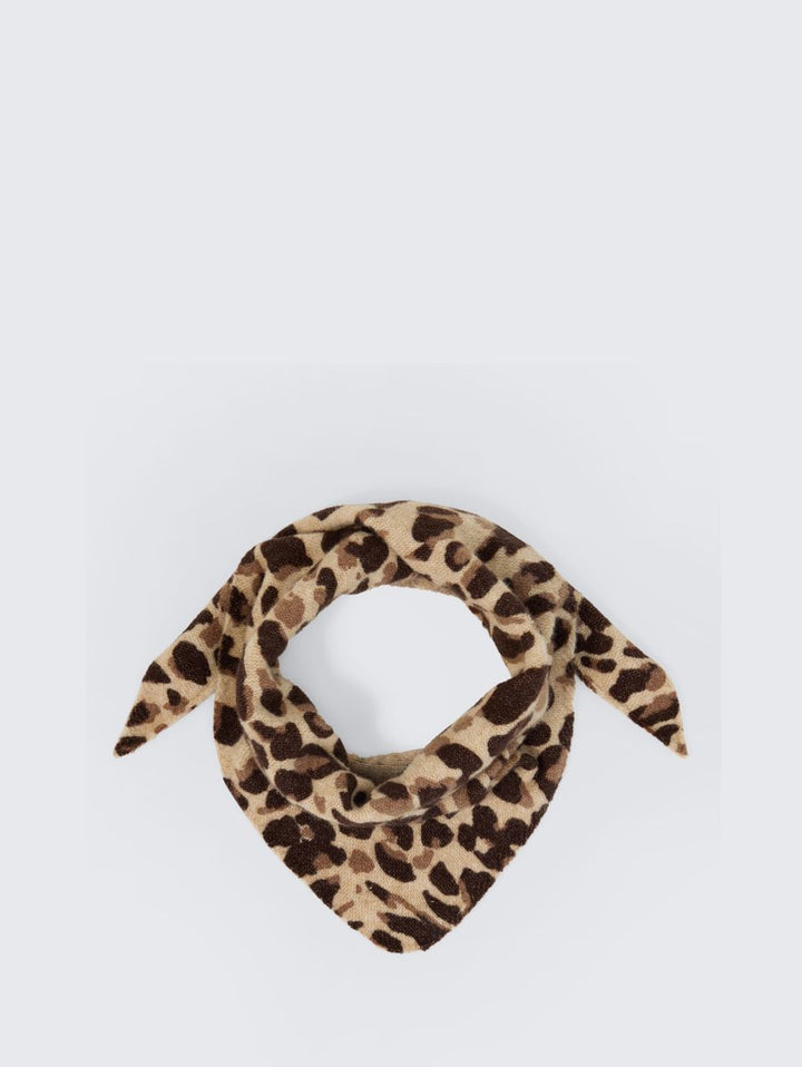 Cosy Schal mit Leo-Print