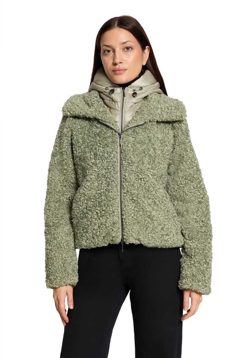 Plüschjacke