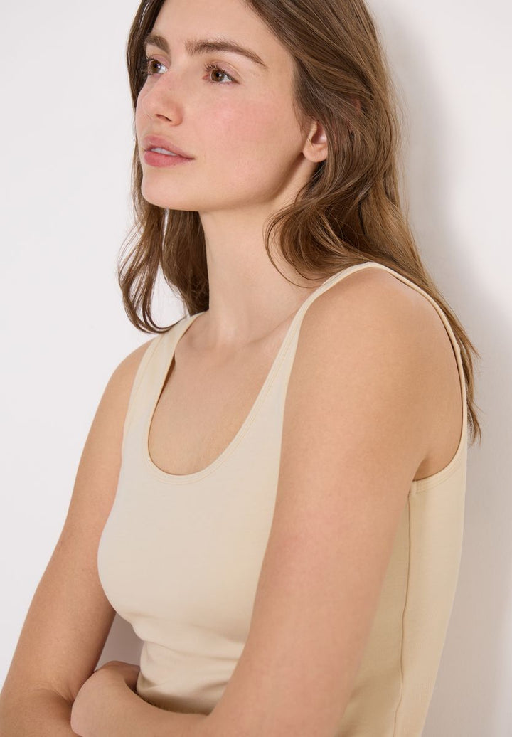 Basic Top aus reiner Baumwolle