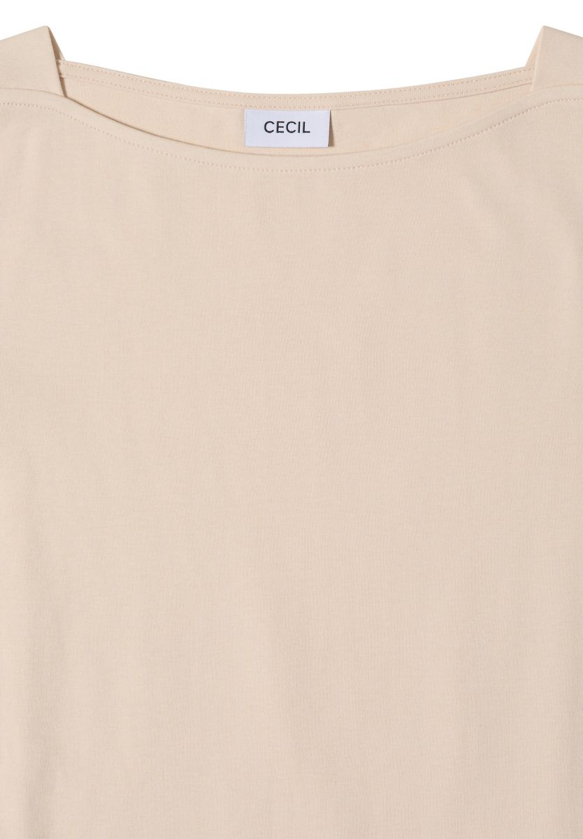 Basic Shirt mit U-Boot-Ausschnitt