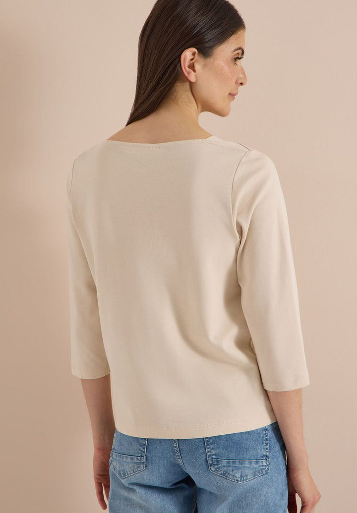 Basic Shirt mit U-Boot-Ausschnitt
