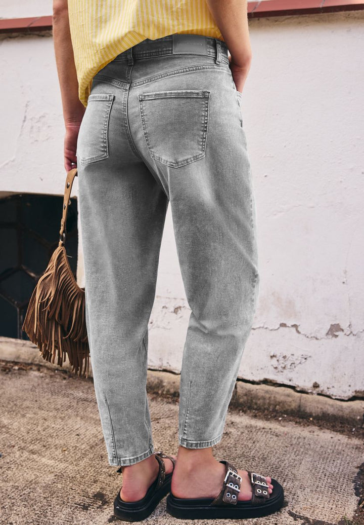 High Waist Barrel Leg Jeans im Loose Fit