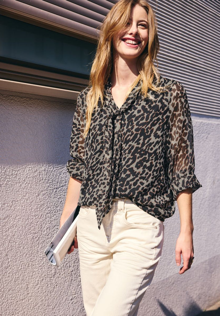 Langarm Bluse aus Chiffon mit Schleife
