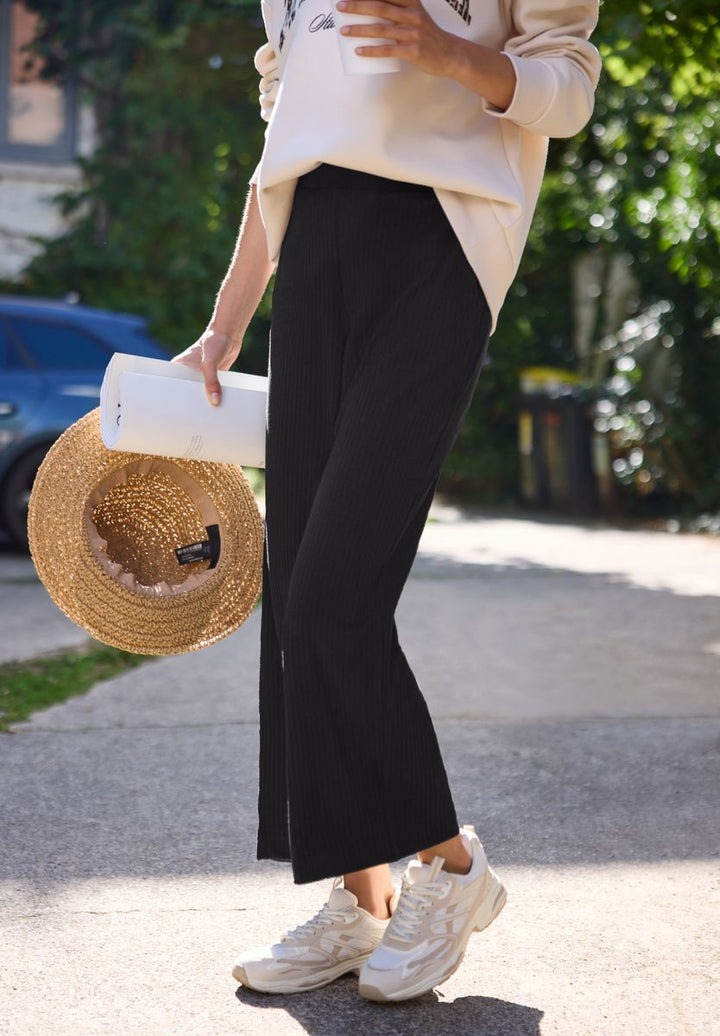 Wide Leg Hose in Rippstruktur