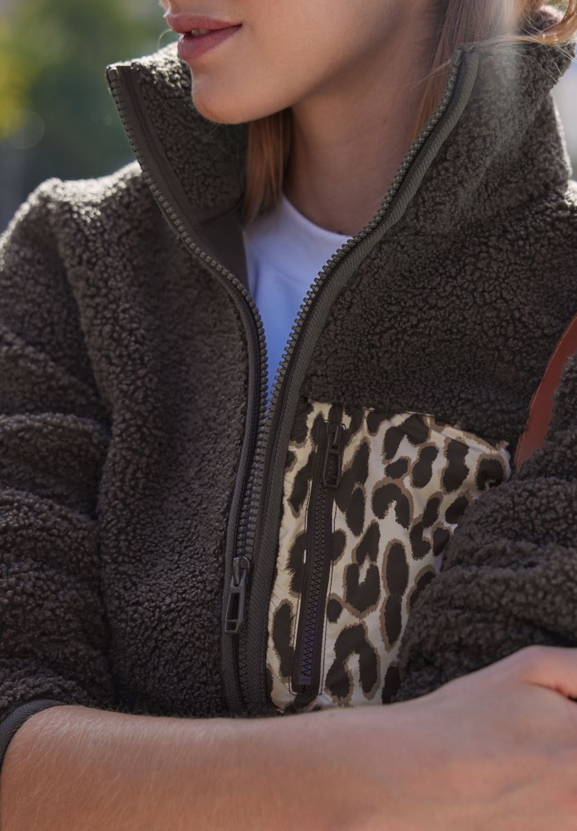 Strukturmix Jacke mit Stehkragen