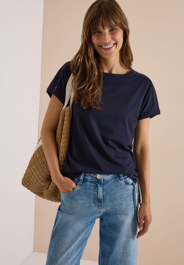 T-Shirt mit Boat Neck und Leo-Piping