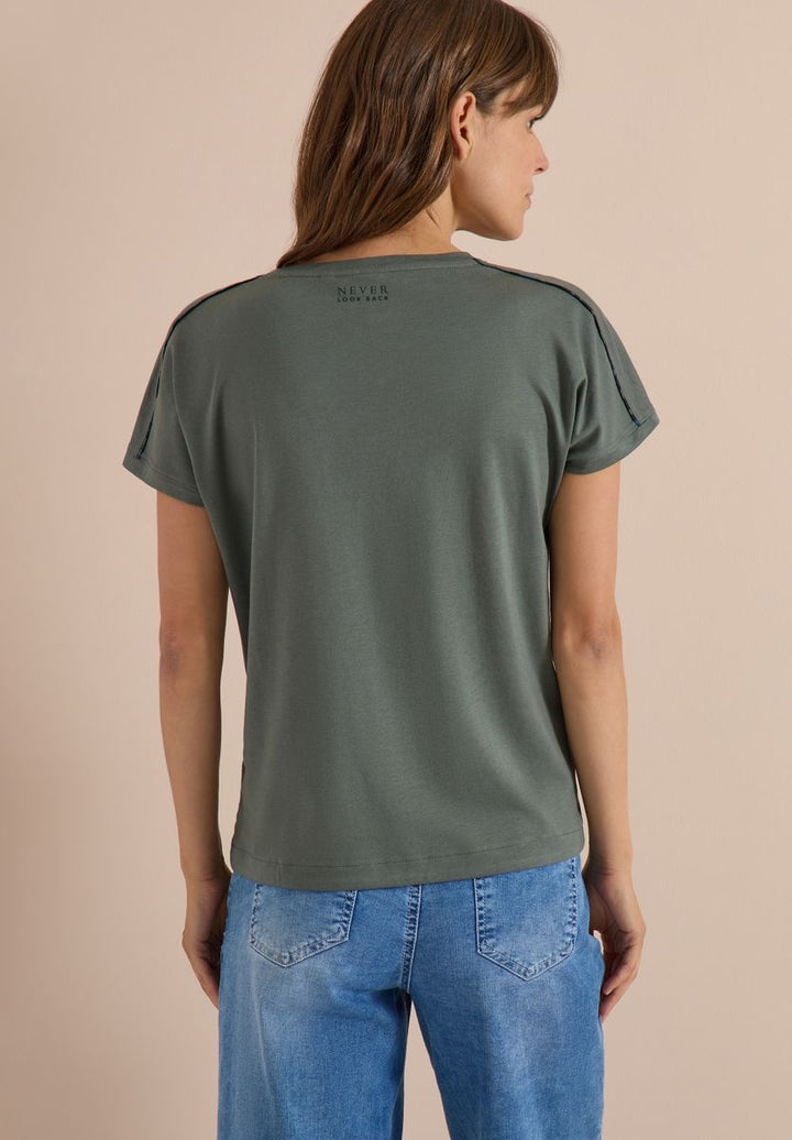 T-Shirt mit Boat Neck und Leo-Piping