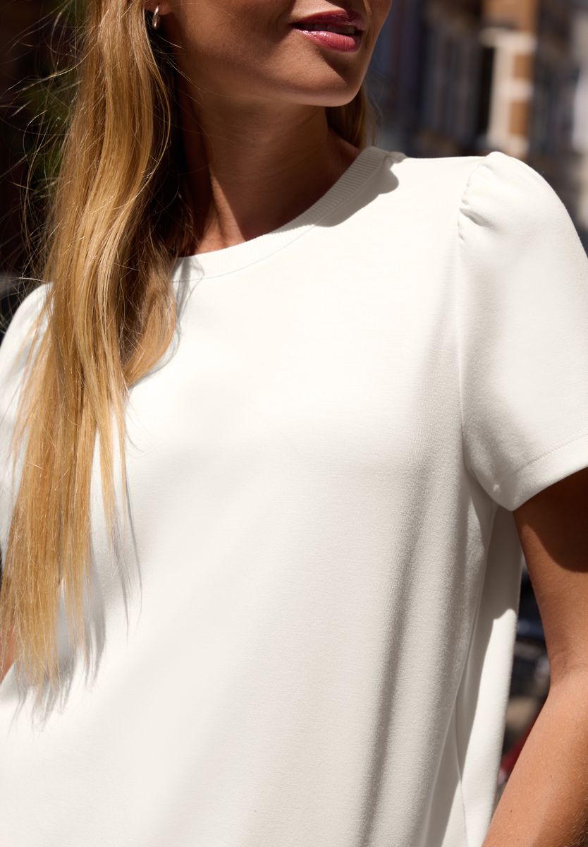 T-Shirt in Unifarbe mit Raffung