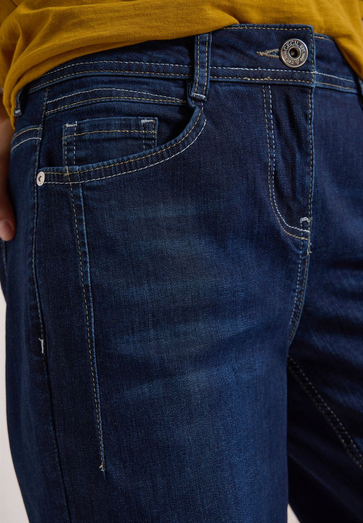 High Waist Barrel Leg Jeans im Loose Fit