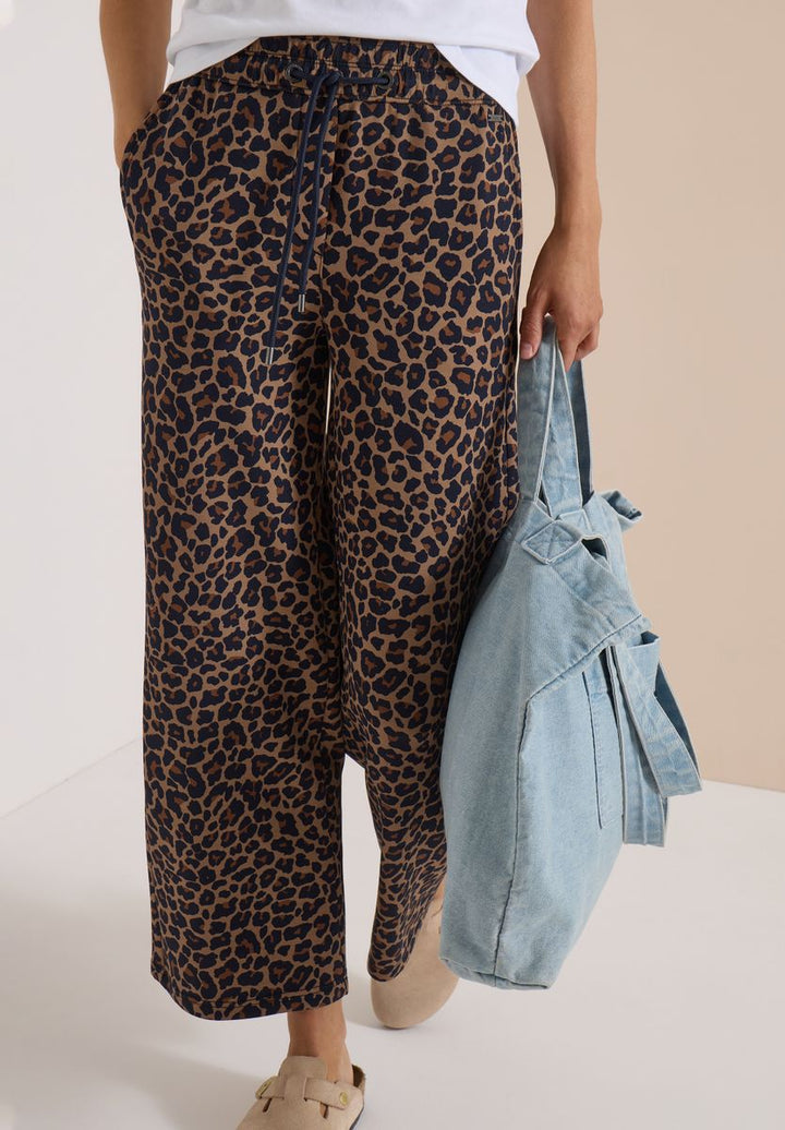 Wide Leg Hose in Silk-Touch-Qualität