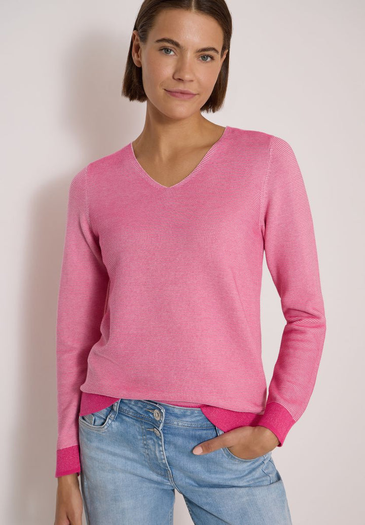 Pullover im Two-Tone-Look mit V-Neck