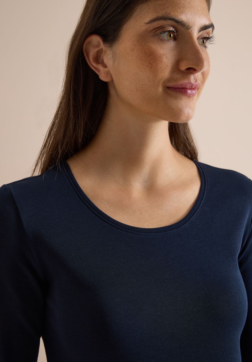 Basic Langarm Shirt mit Rundhals