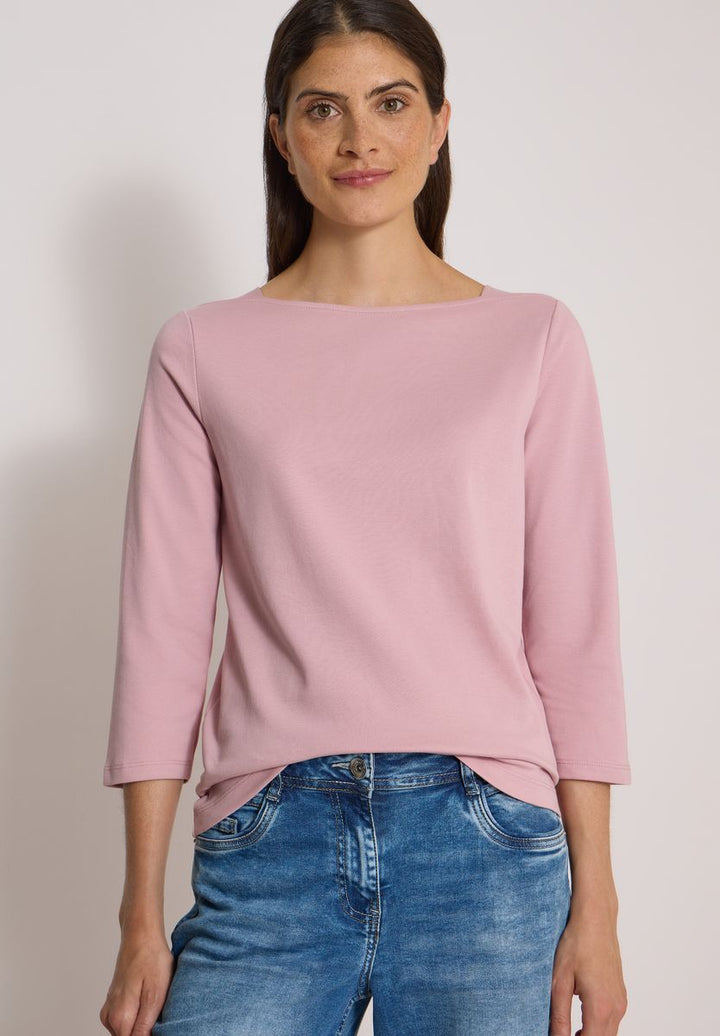 Basic Shirt mit U-Boot-Ausschnitt