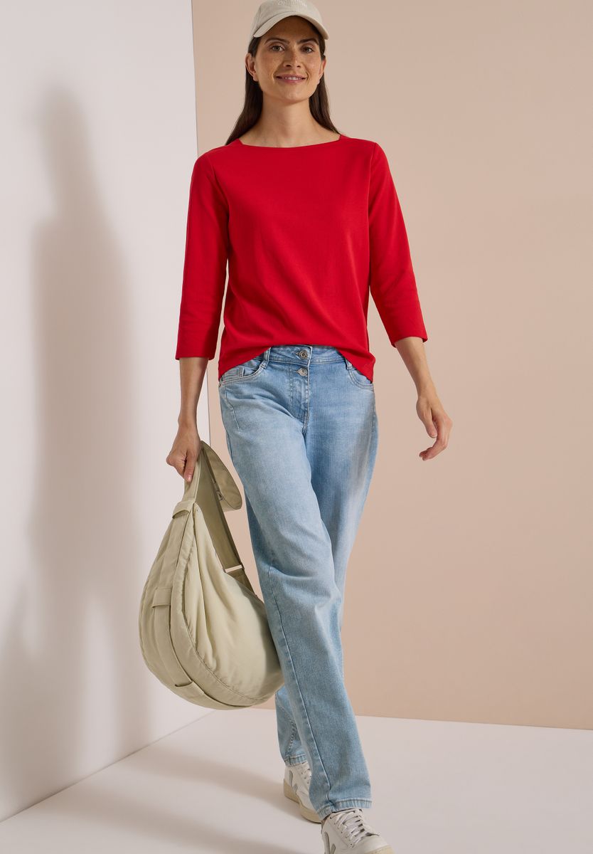 Basic Shirt mit U-Boot-Ausschnitt