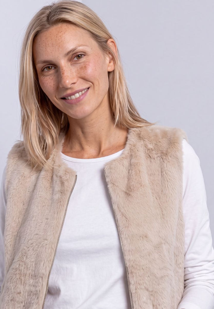 Fake-Fur Weste mit Zipper und Taschen