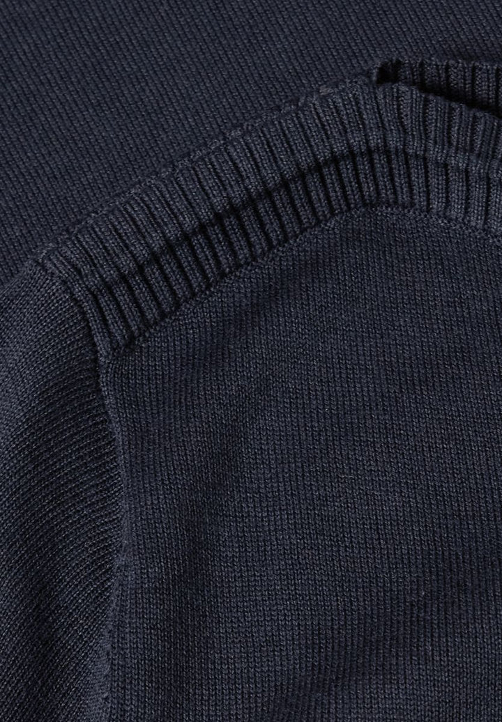 Basic Pullover mit U-Boot-Ausschnitt