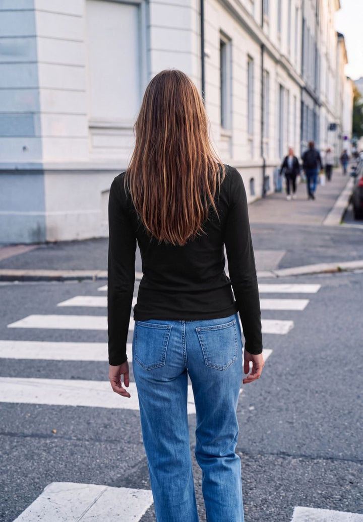 Basic Shirt in Unifarbe mit Rundhals