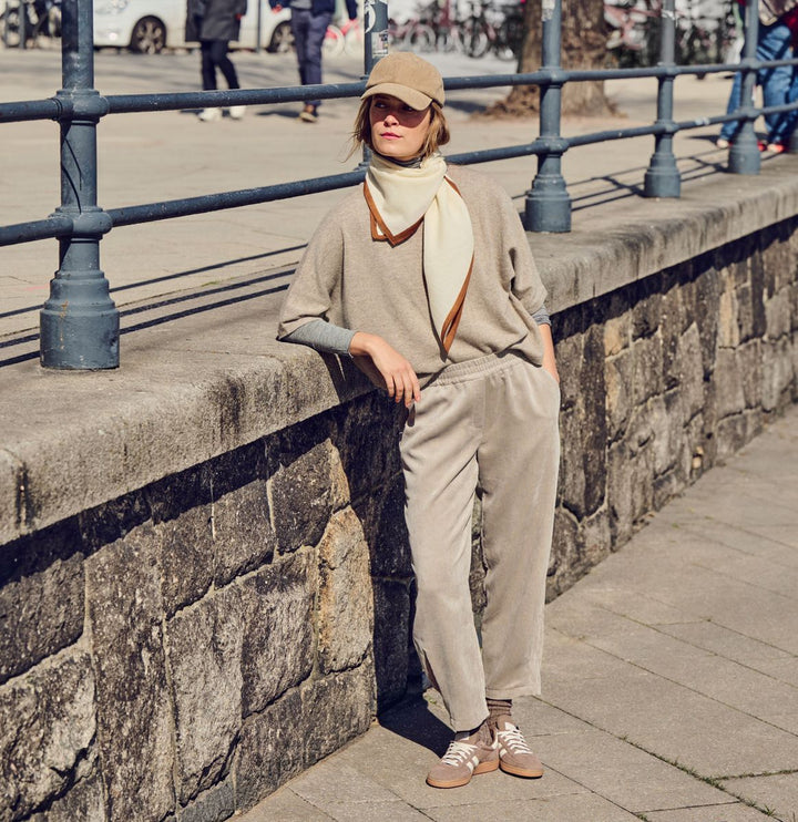 MAC JEANS - EVA 2.3, Modern fluid corduroy