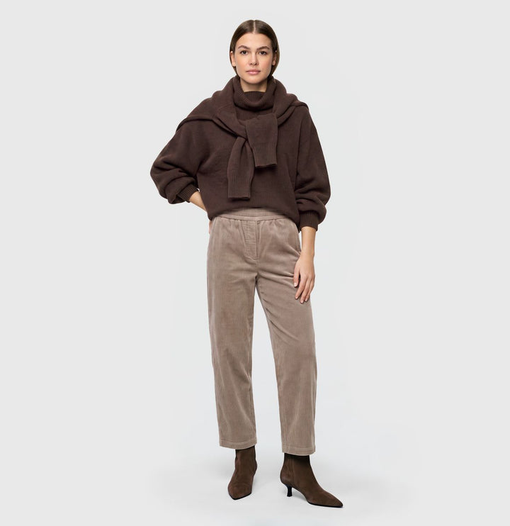 MAC JEANS - EVA 2.3, Modern fluid corduroy