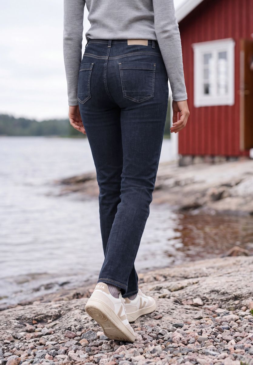 High Waist Straight Leg Jeans im Slim Fit
